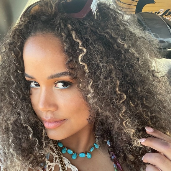 Meet your Posher, Thaylee - Picture 1 of 1